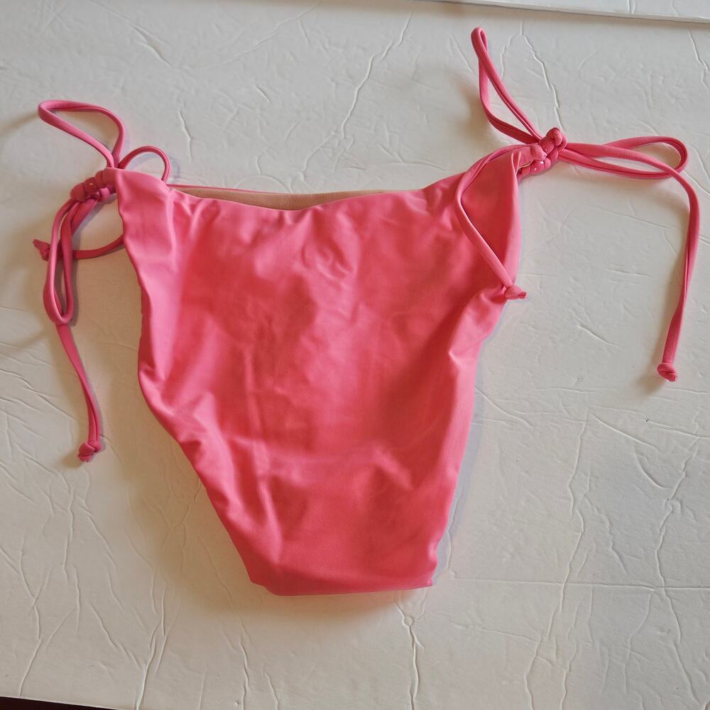 J Crew Curved Waist Cheeky String Bikini Bottom w Beads Tea Rose Women's Medium - Picture 2 of 6